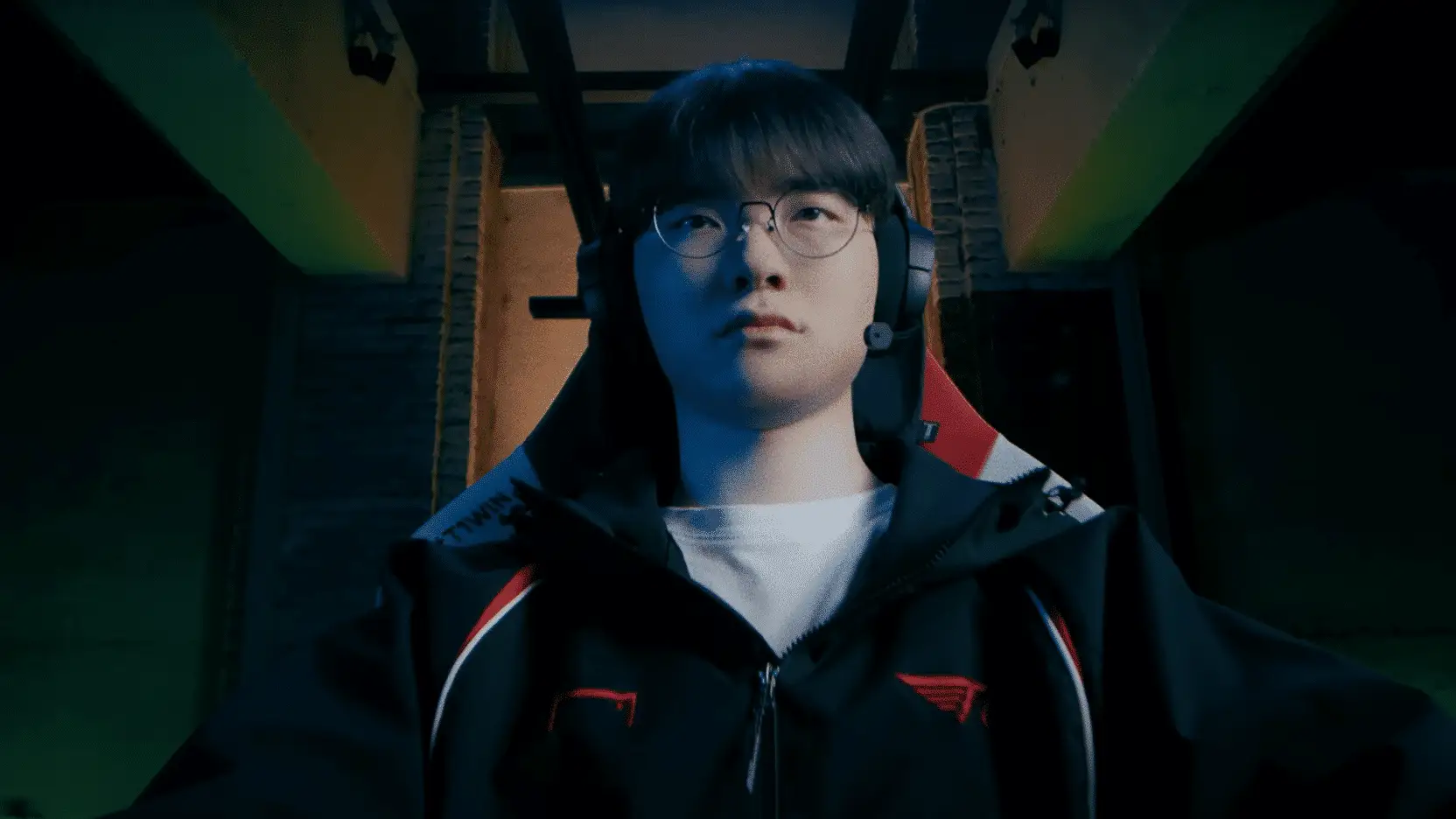 faker-surprises-fans-as-he-appears-in-stray-kids