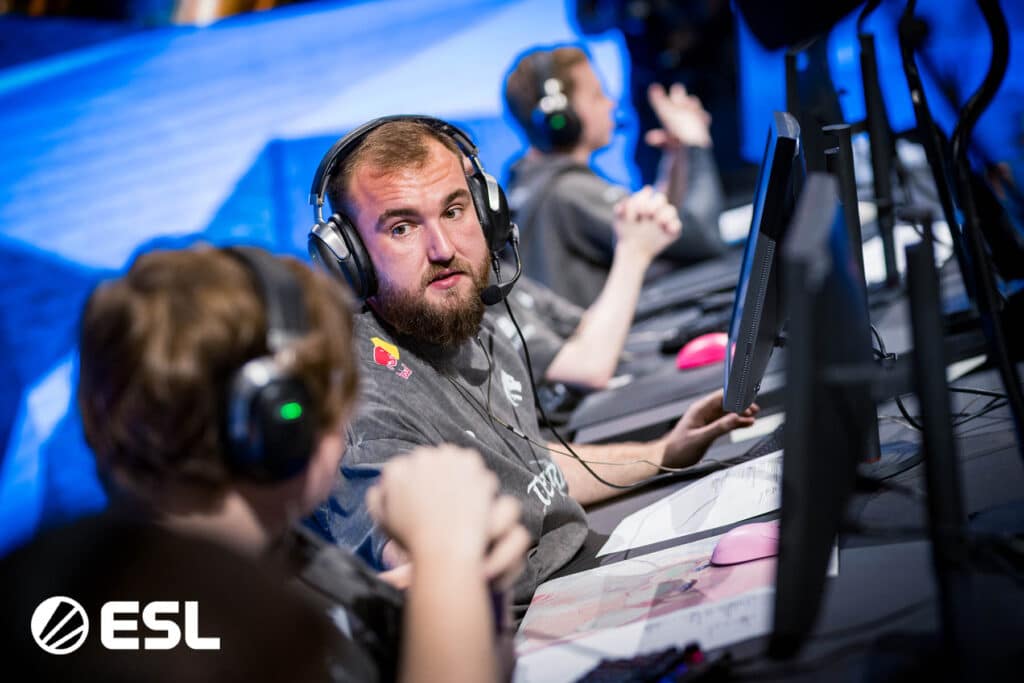 Top Contenders G2, HEROIC, and Team Spirit Exit IEM Chengdu 2025