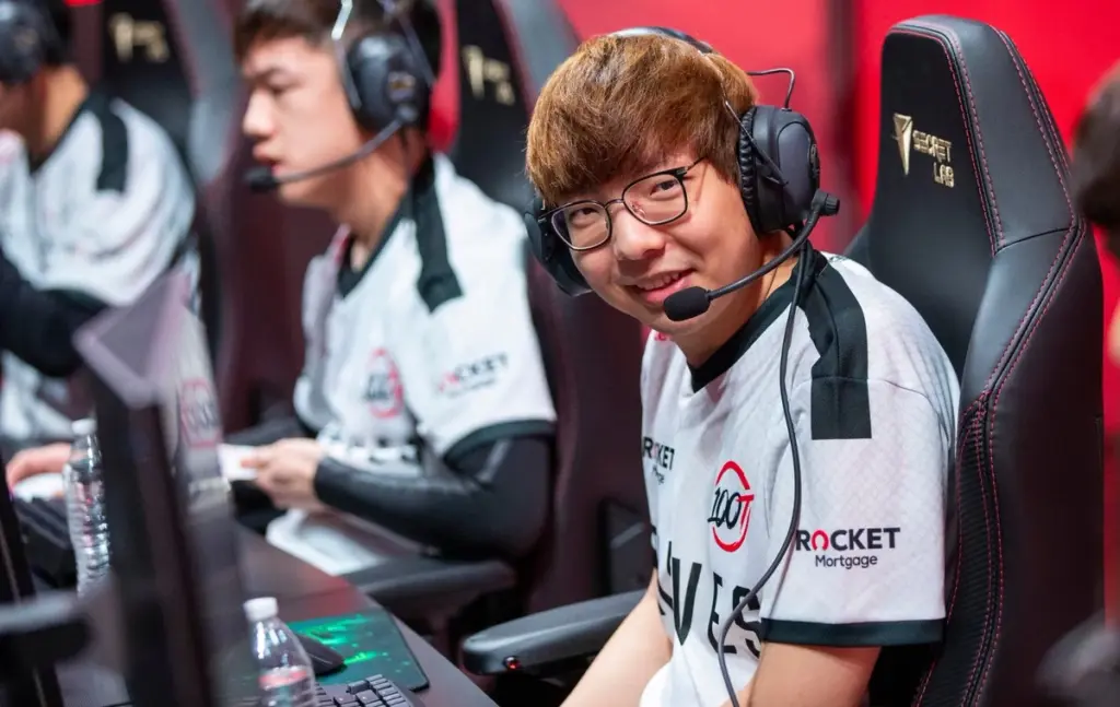 Goldenglue Unveils the Selection Process Behind Sentinels' New 'Cracked' LCS Roster