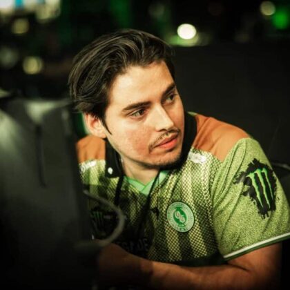 Halo World Champion Renegade Leads Huntsmen Call of Duty Challengers Team