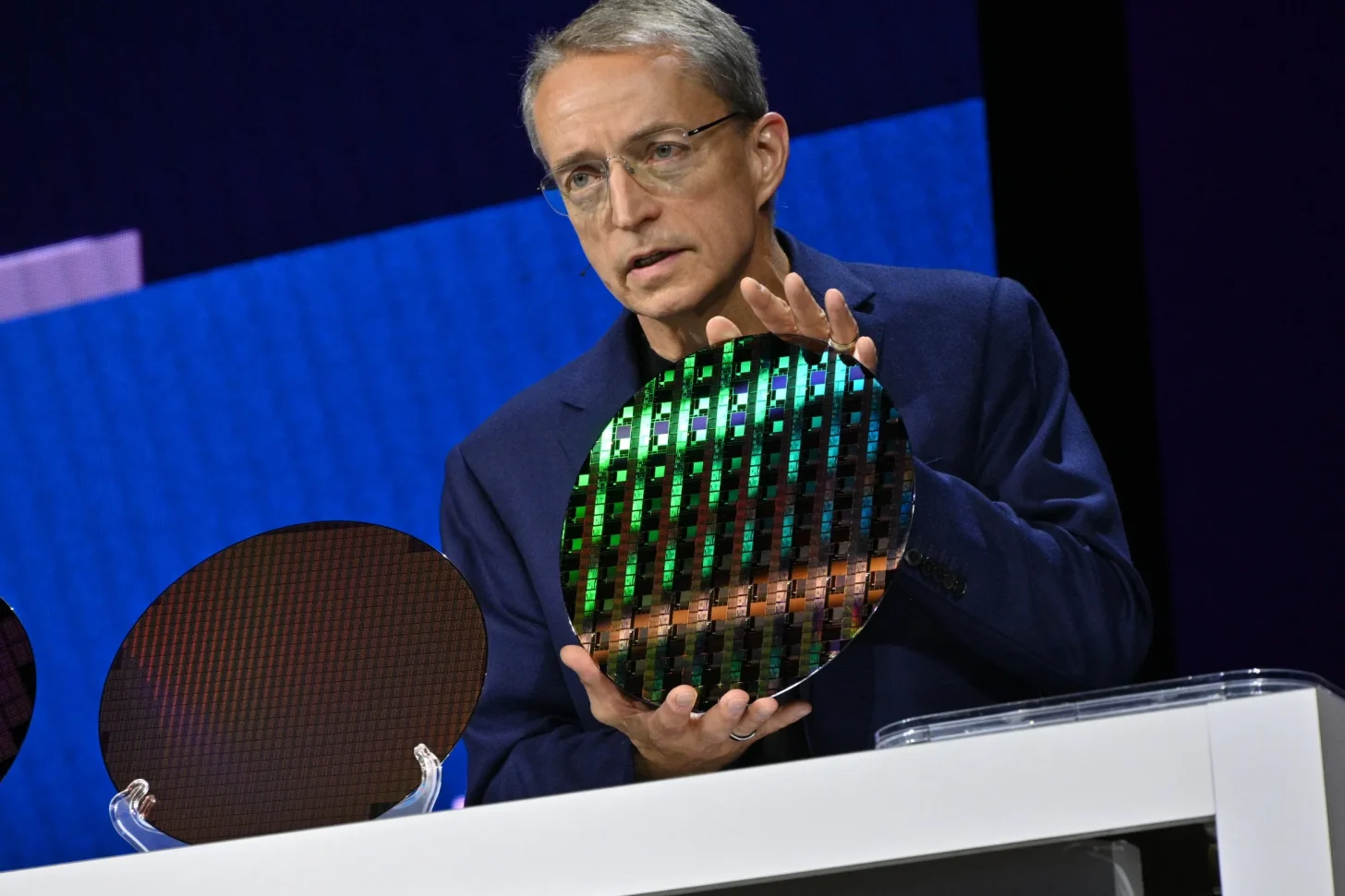 Pat Gelsinger Secures $150M U.S. Support for xLight's EUV Lithography After Intel Departure