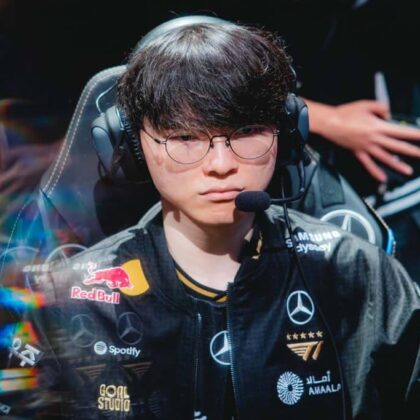 Faker Honored with Cheongyeong Medal by South Korean President